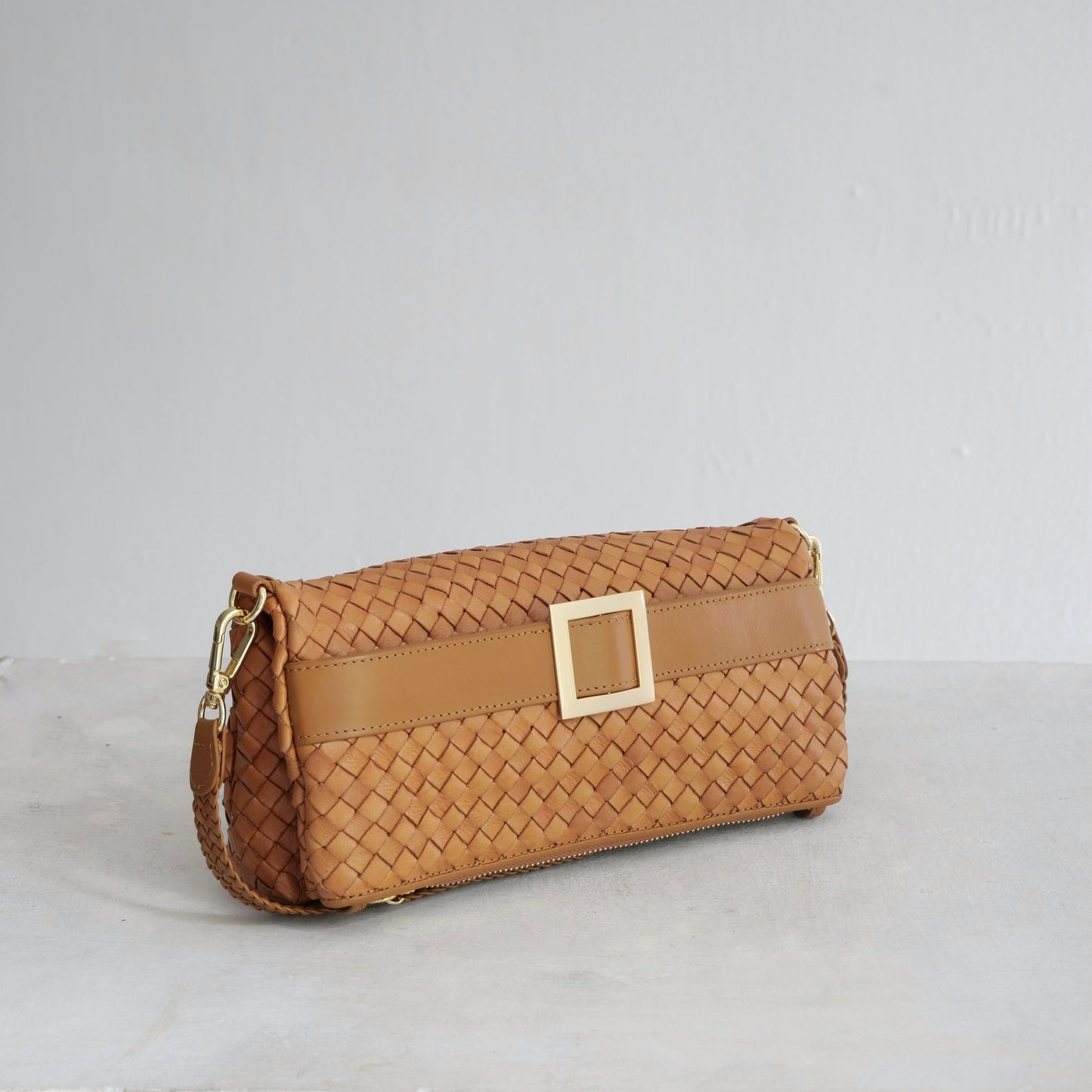 The Quintessential bag in cognac brown