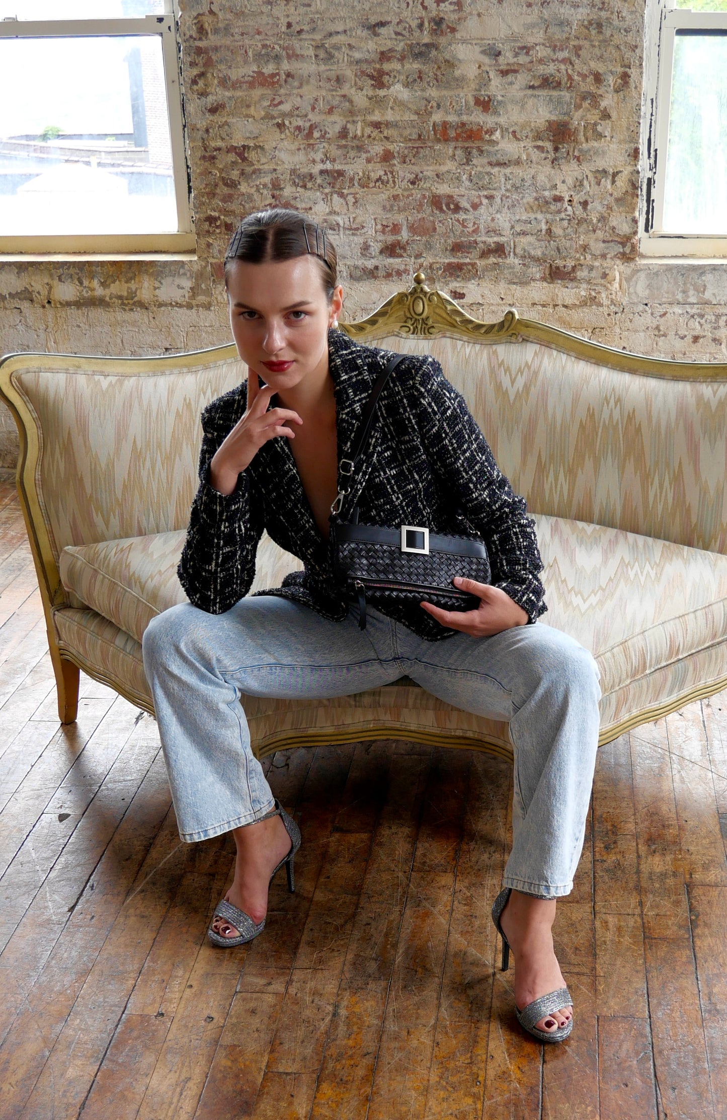 The Quintessential bag in charcoal black