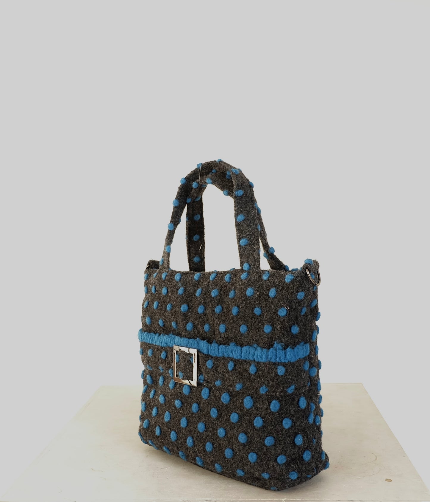 Wool Medium tote in grey-blue